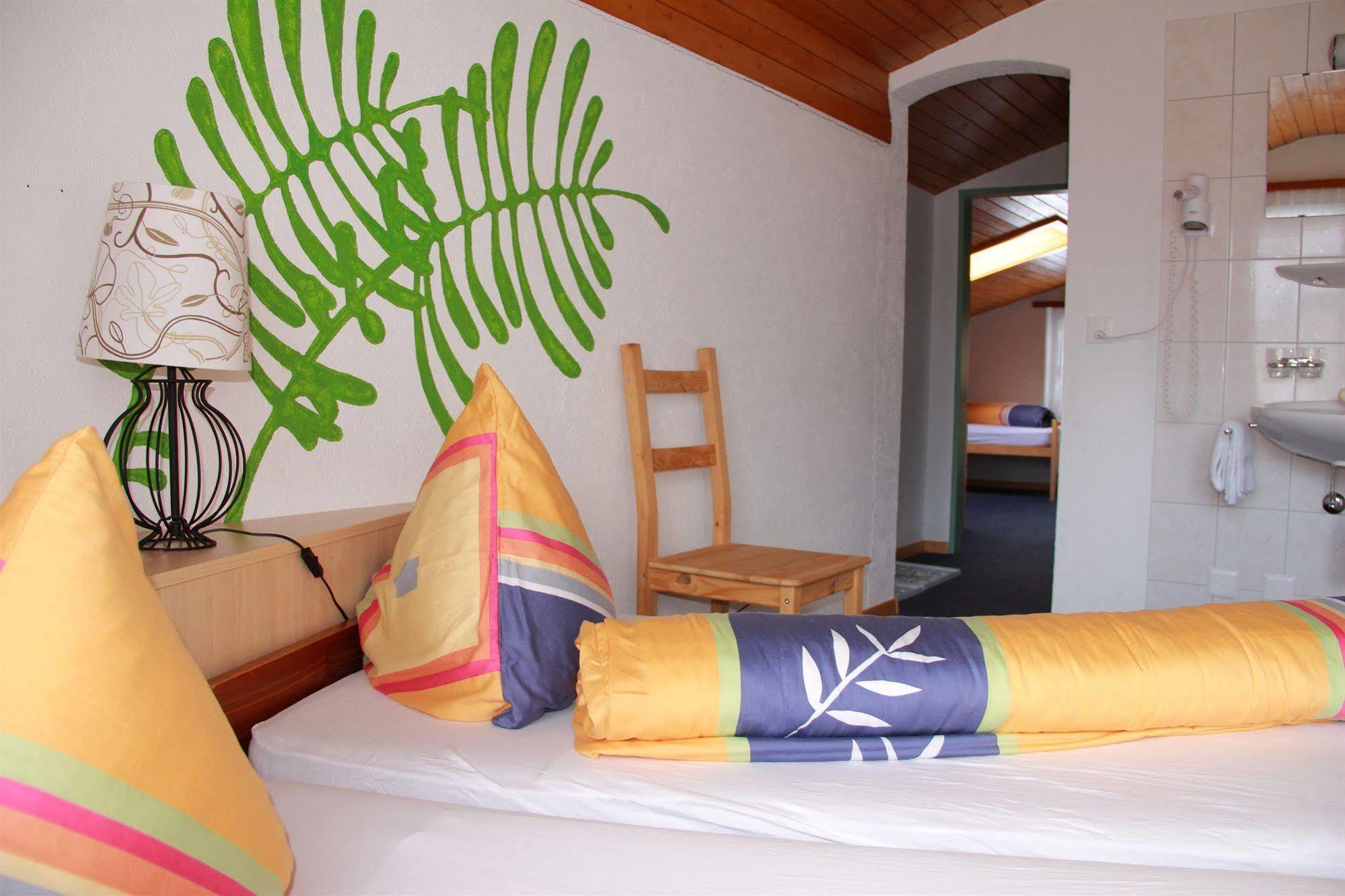 Pension Heino Saas-Grund Exterior photo