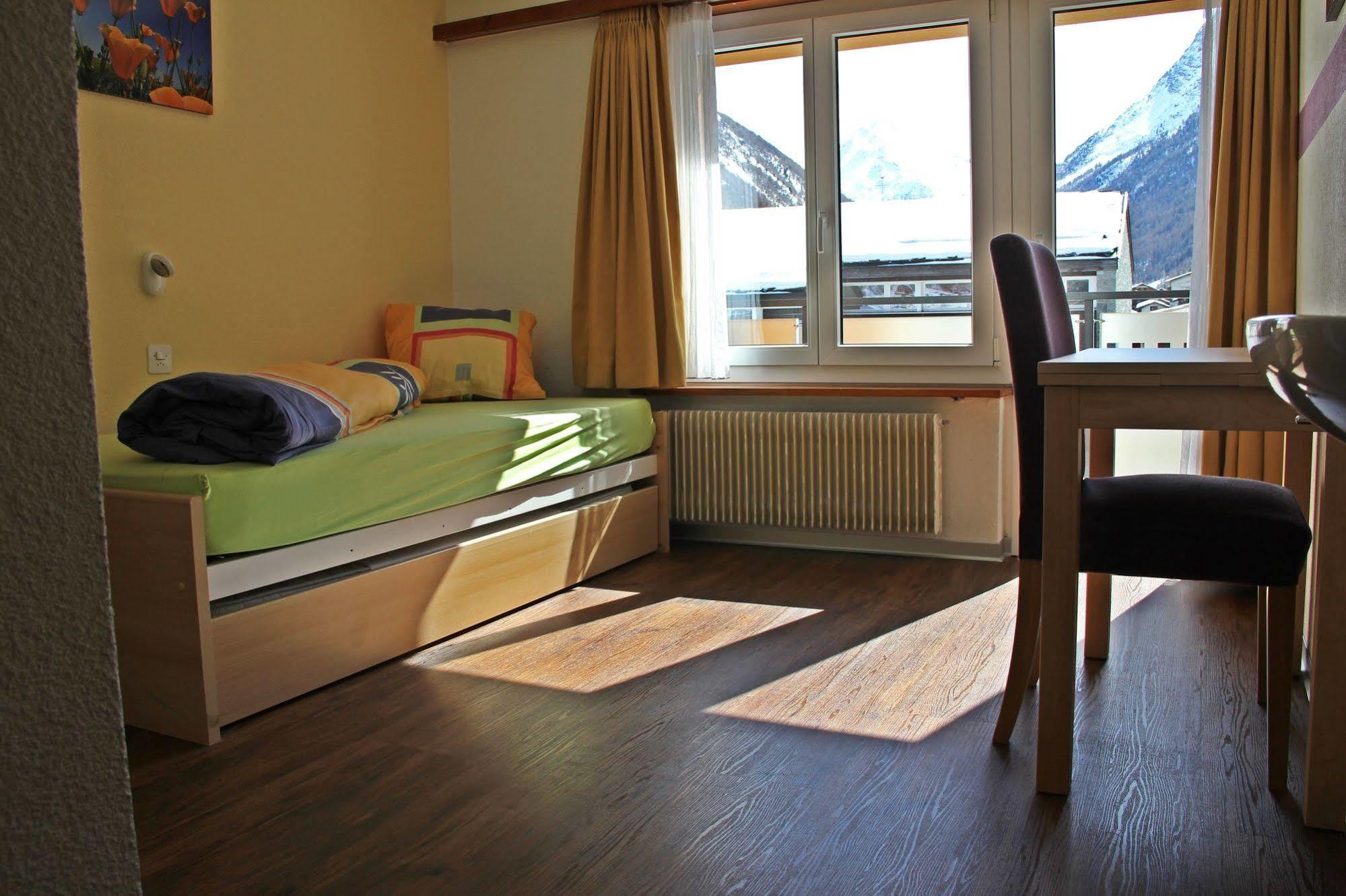 Pension Heino Saas-Grund Exterior photo