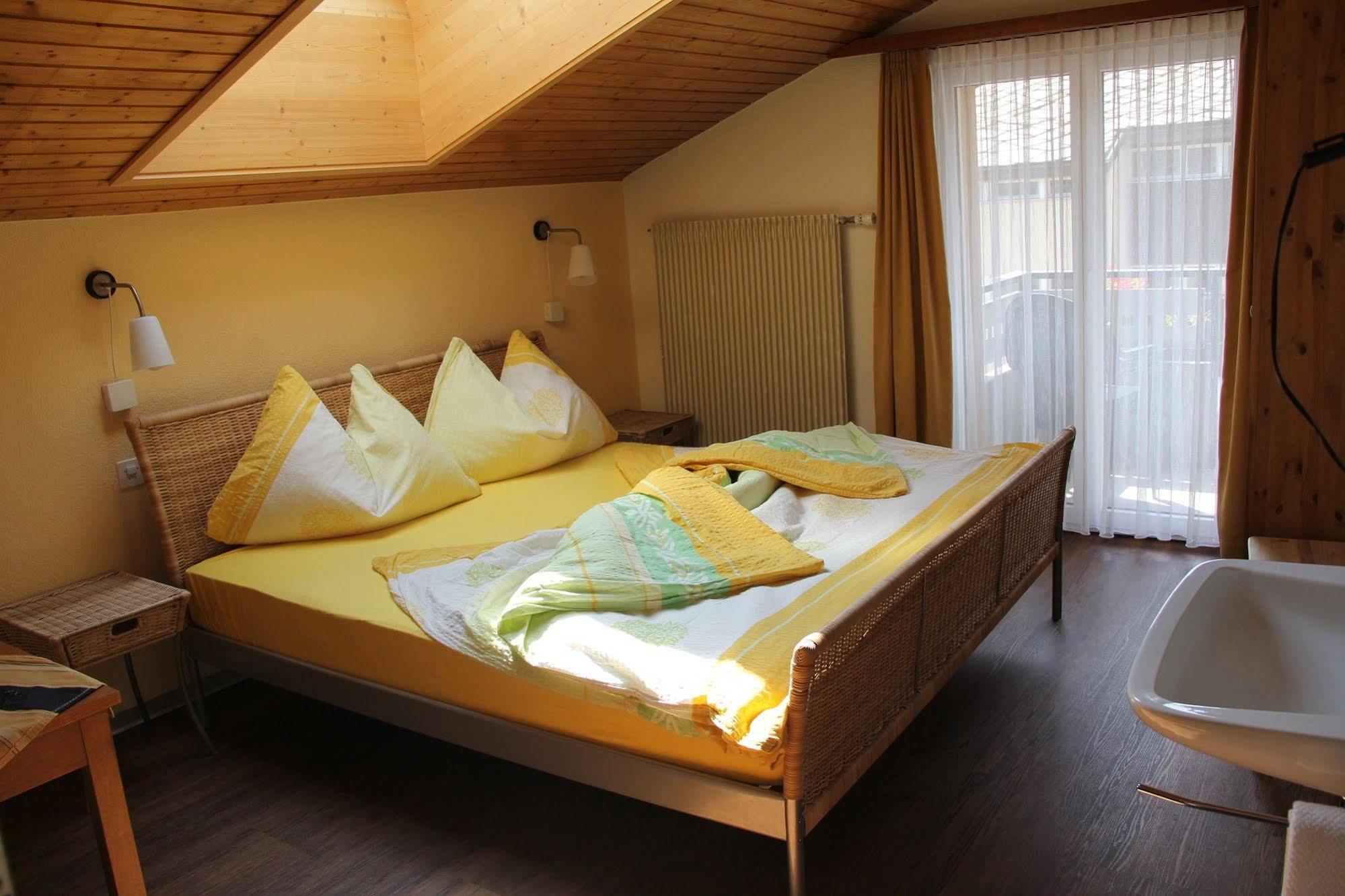 Pension Heino Saas-Grund Exterior photo
